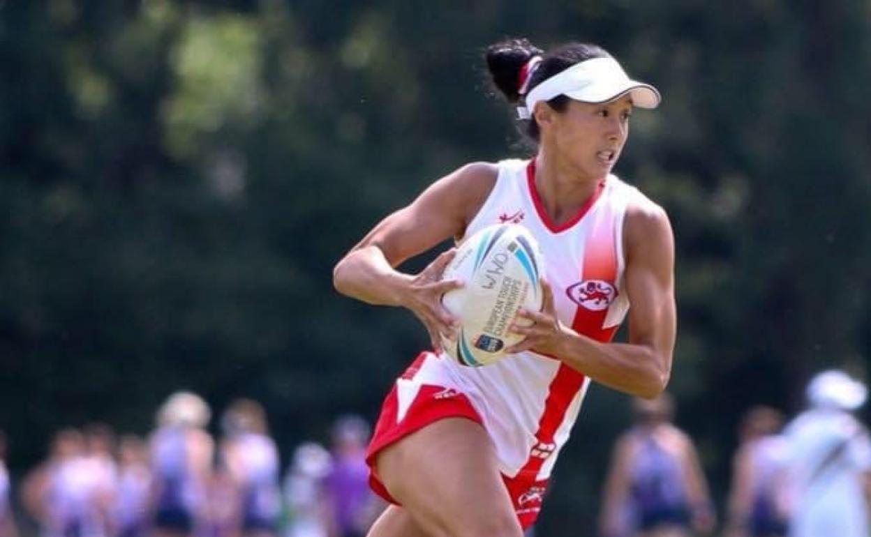 Jen Lee, con la selección inglesa en el Mundial de touch. 