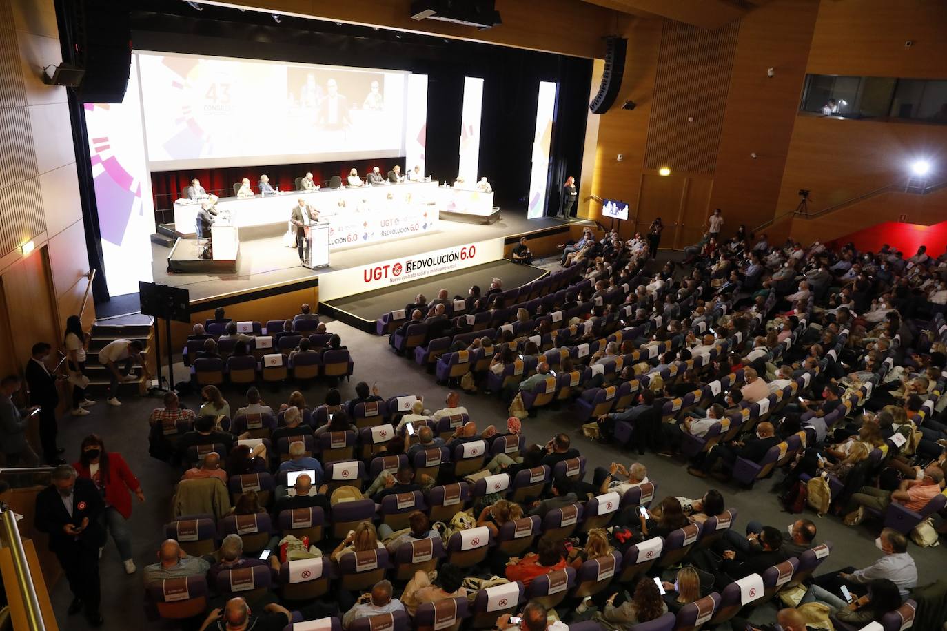 Este lunes ha arrancado en Valencia el 43 congreso del sindicato UGT, que culminará con la reelección de Pepe Álvarez como secretario general. 