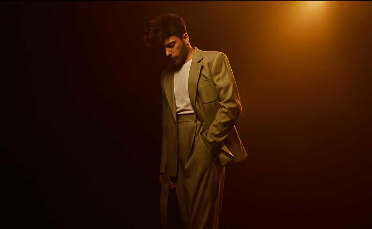 Blas Cantó en el videoclip de su canción 'Memoria'-