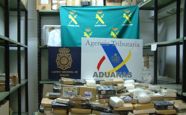 Una operación antidroga se salda con la incautación de 450 kilos de cocaína en el Puerto de Valencia