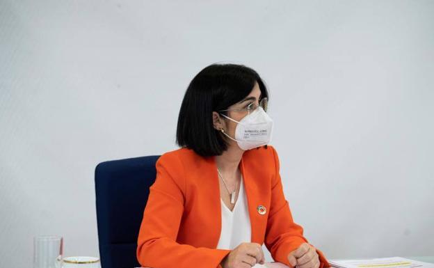 La ministra de Sanidad, Carolina Darias,