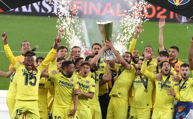 El Villarreal toca el cielo y conquista la Europa League