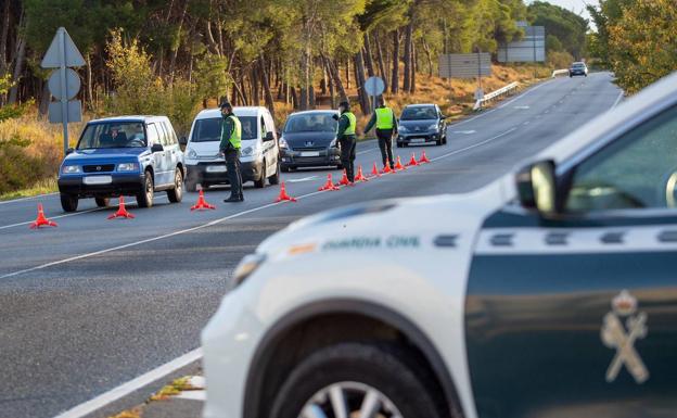 La multa de hasta 600 euros que la DGT ha puesto a 3.325 conductores valencianos durante la última semana