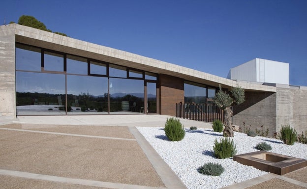 Panorámica de la bodega. 