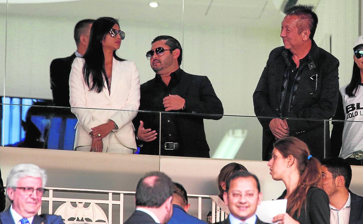 Peter Lim, en una de las pocas ocasiones que se ha dejado ver por Mestalla.