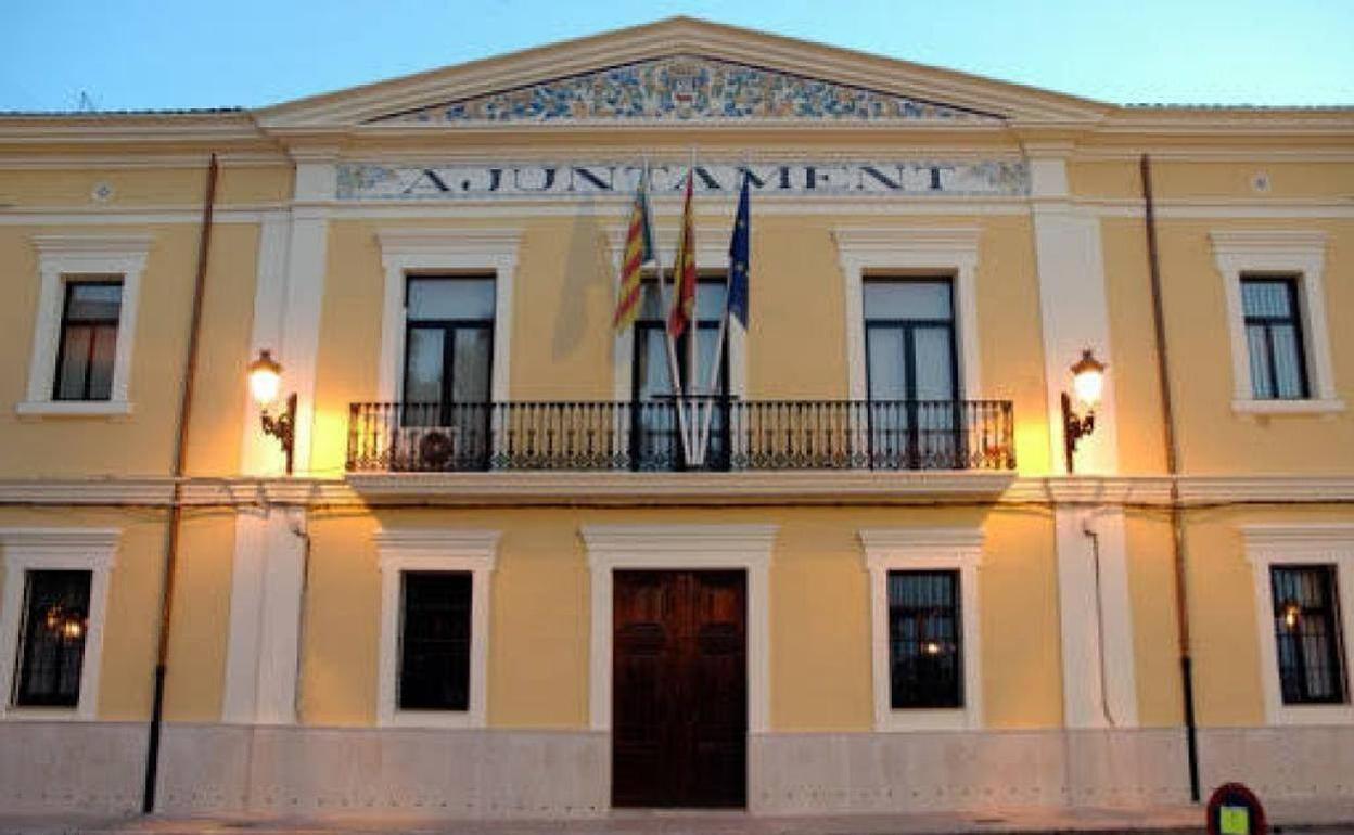 El ayuntamiento de Manises. 