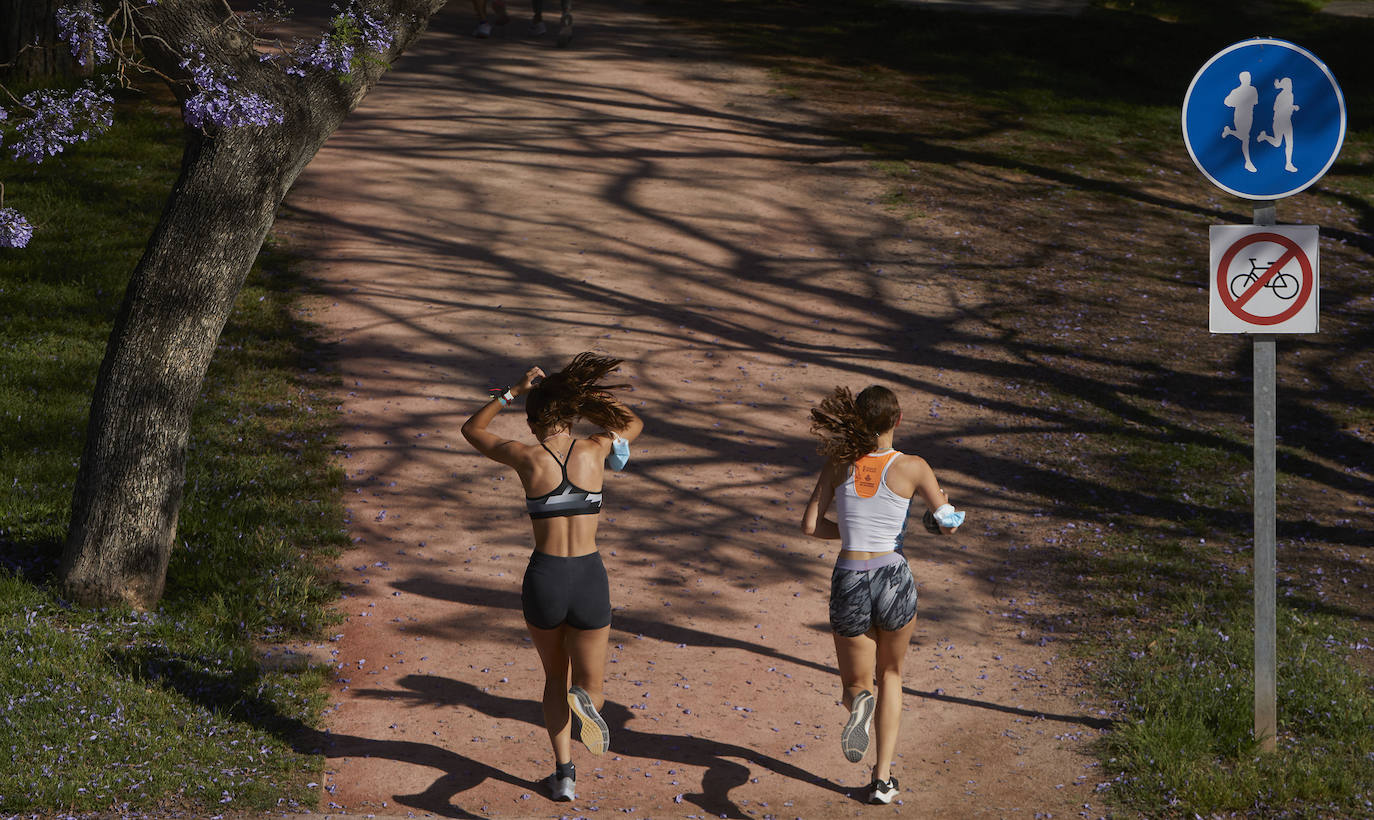 Fotos: Búscate en el Circuito 5K del Cauce del Turia de Valencia