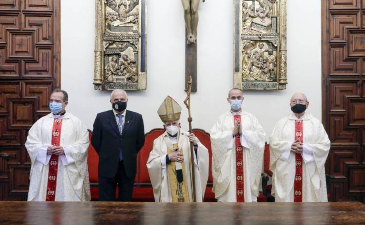 La Custodia saldrá y rodeará la catedral por el Corpus