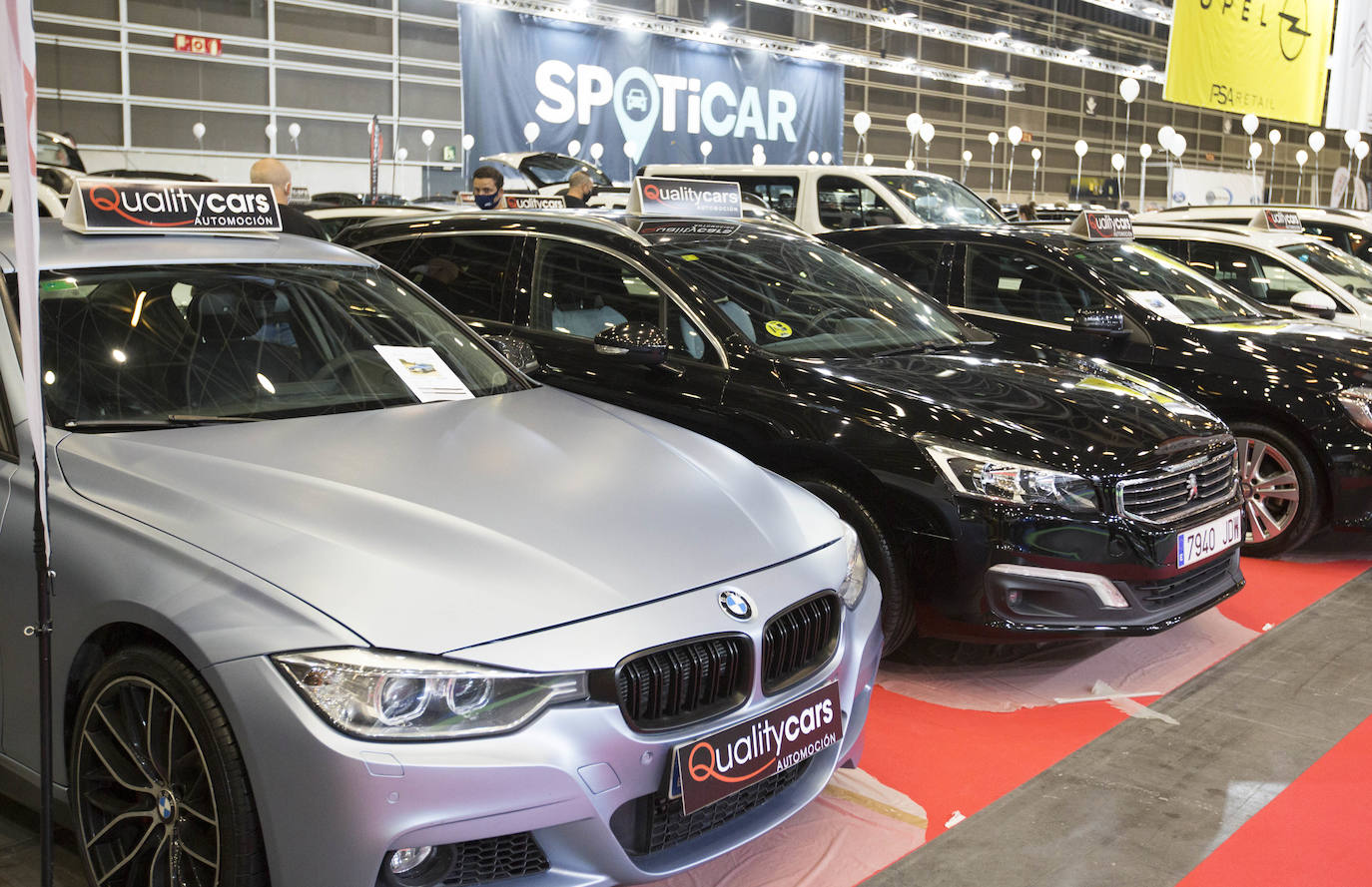 Preparativos en Feria Valencia para la celebración del Salón del Automovil 2021. 