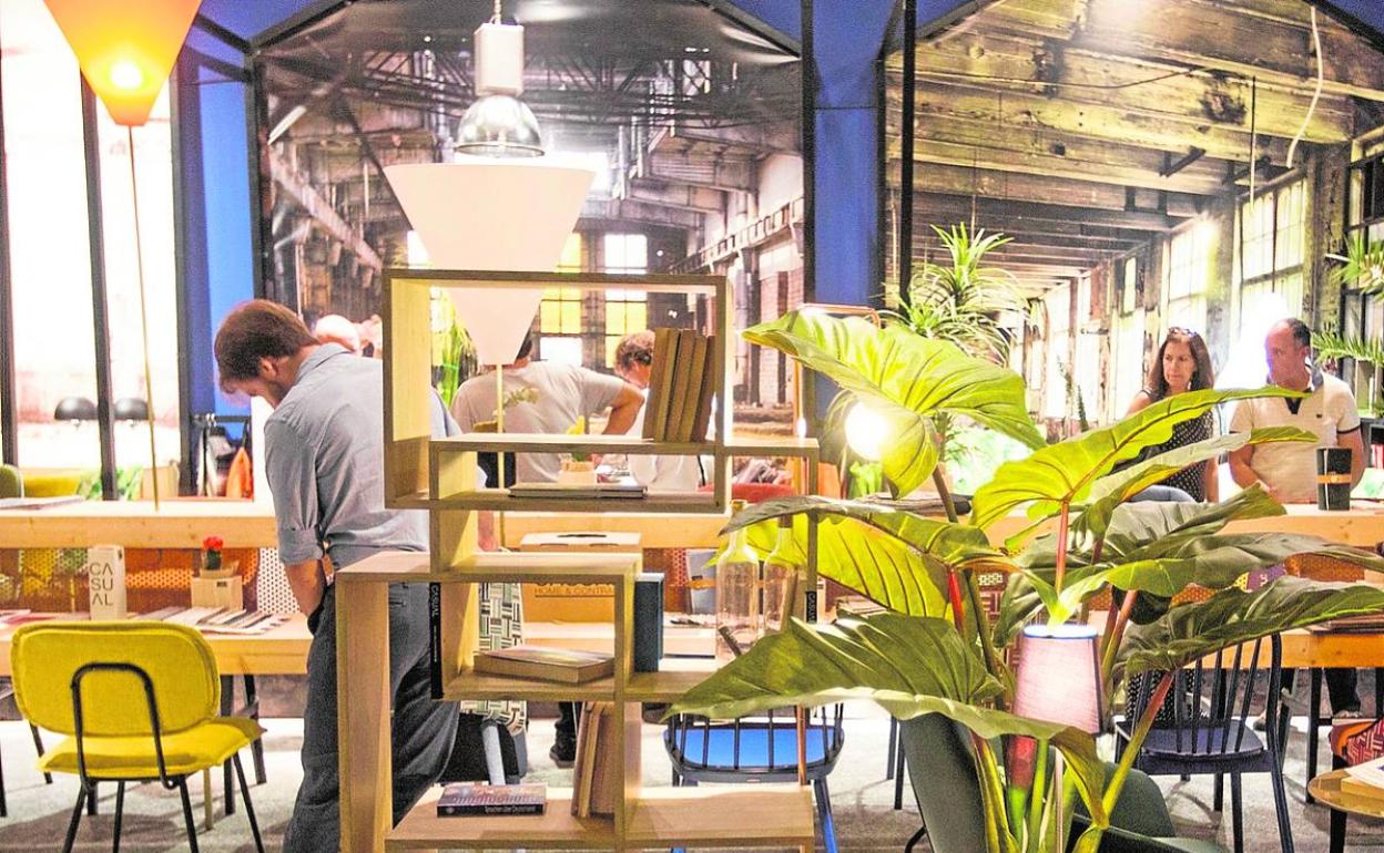 Un stand de la Feria Hábitat. 