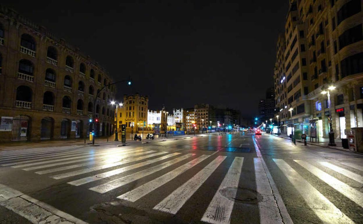 Valencia, durante una noche con toque de queda.