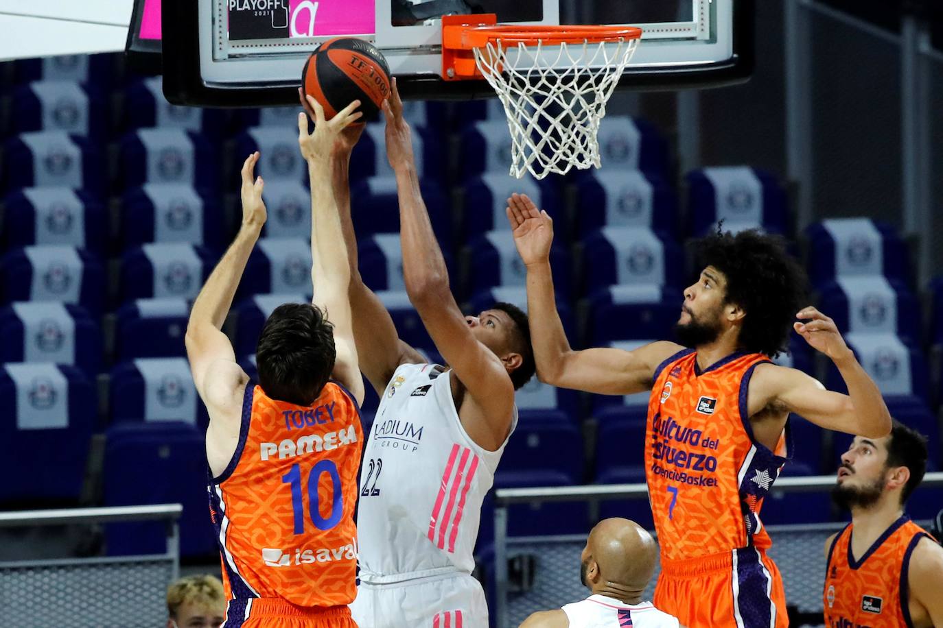 Fotos: Las mejores imágenes del Real Madrid-Valencia Basket (primer partido)