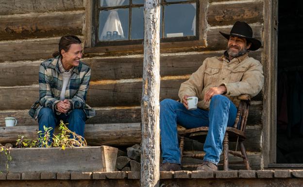 Robin Wright y Demián Bichir en 'En un lugar salvaje'.