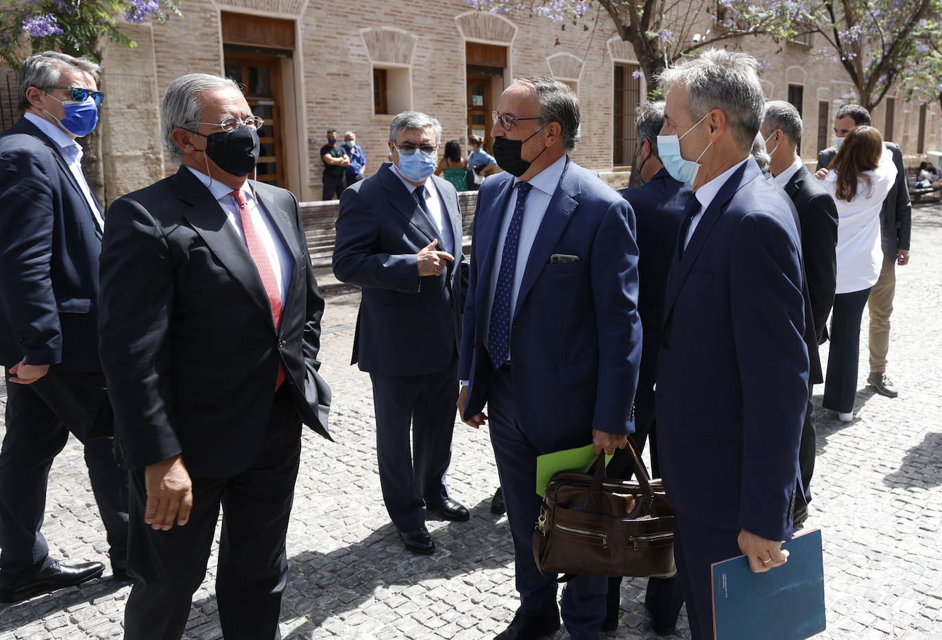 Valencia es ya sede para el recuerdo de 60 años de azote del terrorismo en toda España a través de la mirada de la prensa. La muestra se puede visitar en la sede de San Carlos de la Universidad Católica de Valencia.