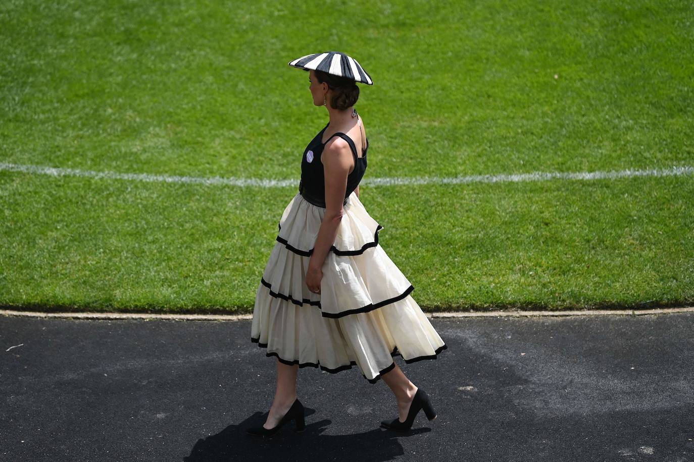 Fotos: Extravagantes e imposibles: vuelven Ascot y sus tocados