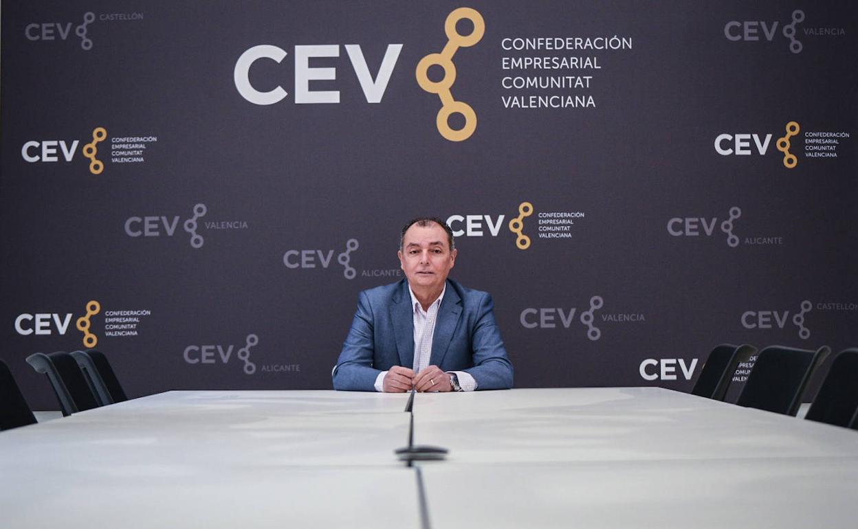 Salvador Navarro, presidente de la CEV. 