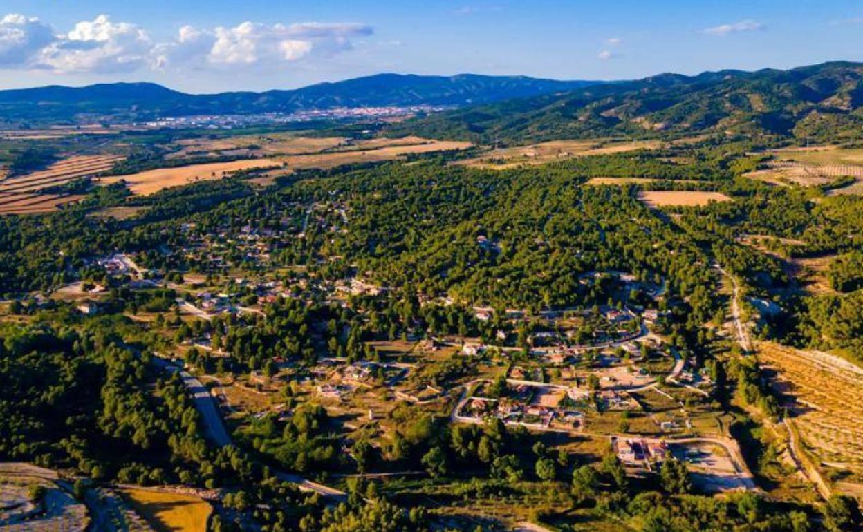 Vista aérea de la urbanización Finca Terol de Tibi pendiente de urbanizar. 