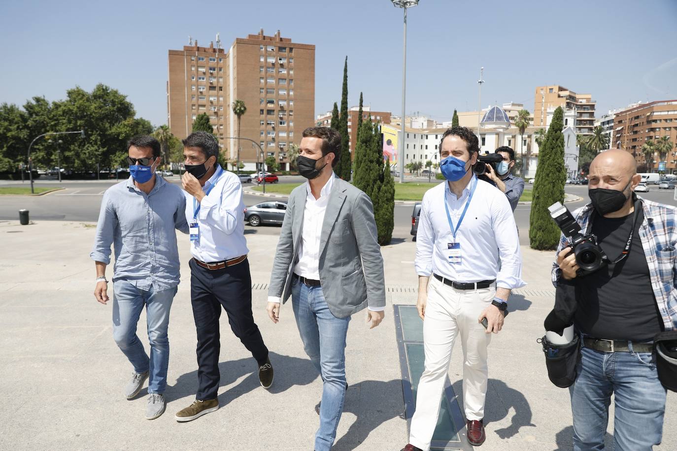 El XV Congreso Autonómico del Partido Popular se celebra este sábado en las salas del Palau de Les Arts. El expresidente de la Generalitat Alberto Fabra es el encargado de presidir el cónclave de los populares y proclamar como nuevo presidente del partido a Carlos Mazón.