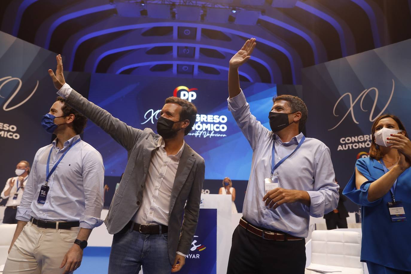 El XV Congreso Autonómico del Partido Popular se celebra este sábado en las salas del Palau de Les Arts. El expresidente de la Generalitat Alberto Fabra es el encargado de presidir el cónclave de los populares y proclamar como nuevo presidente del partido a Carlos Mazón.