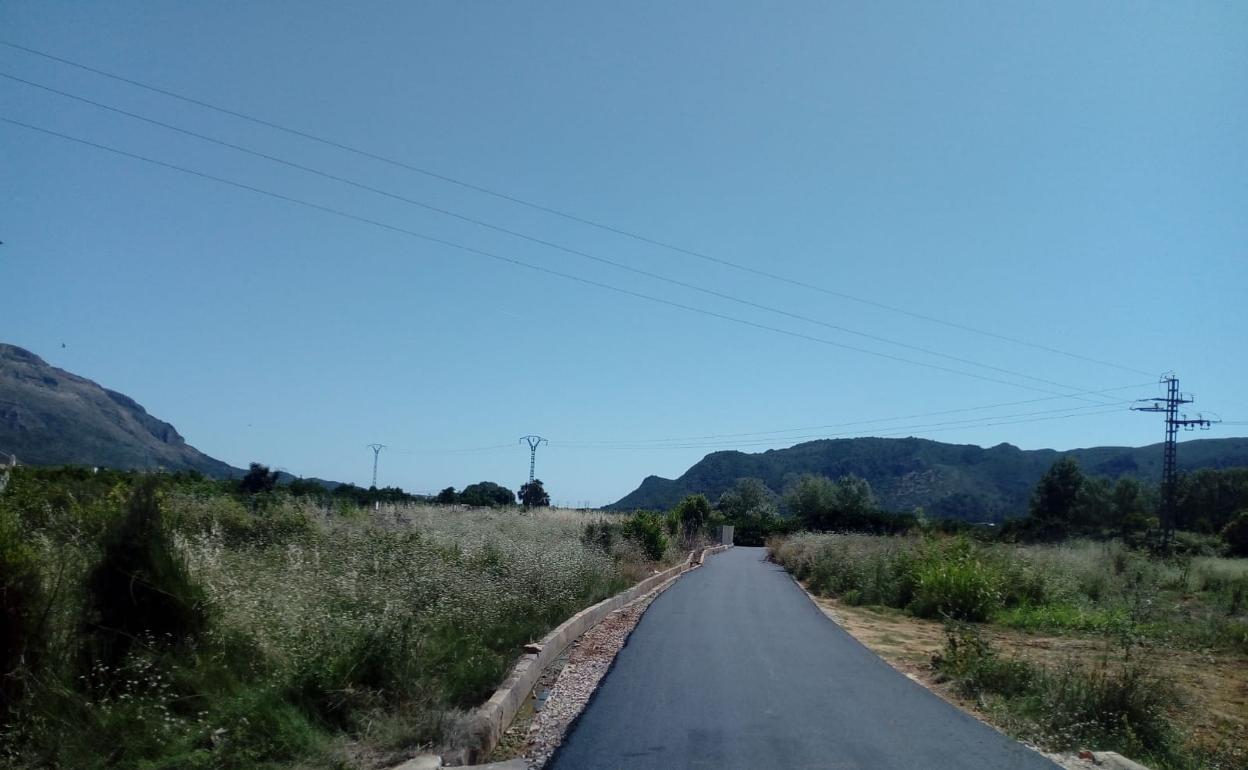 Uno de los caminos reparados en Simat de la Valldigna. 