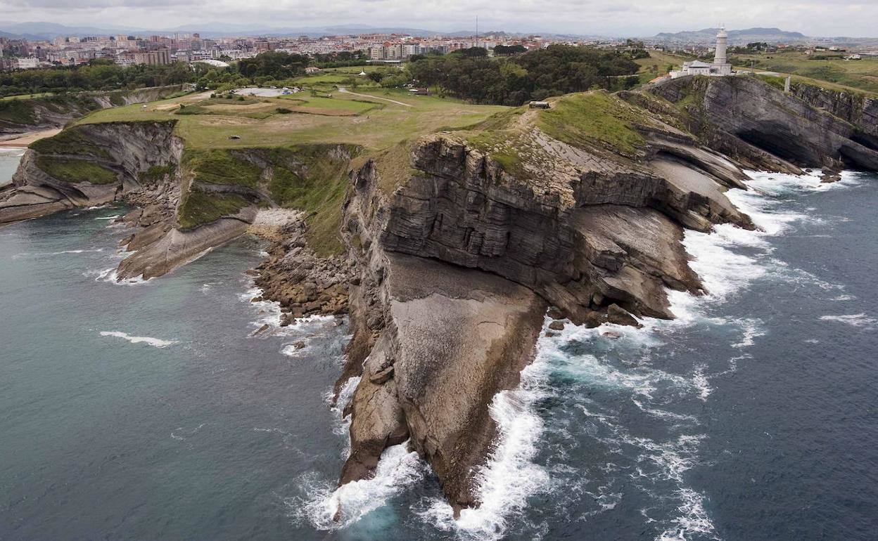 Faro de Cabo Mayor (Santander). 