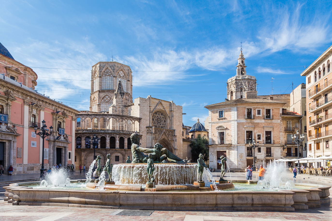 Valencia. Plaza de la Virgen.