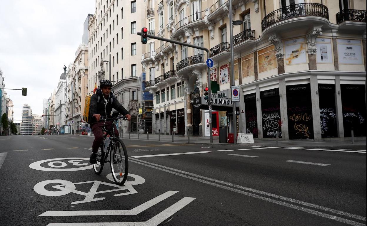 Llegan las sentencias tras el fallo del Constitucional: un juez anula una multa de 600 euros por saltarse el confinamiento