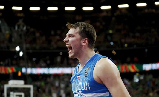 Luka Doncic, estrella de Eslovenia. 