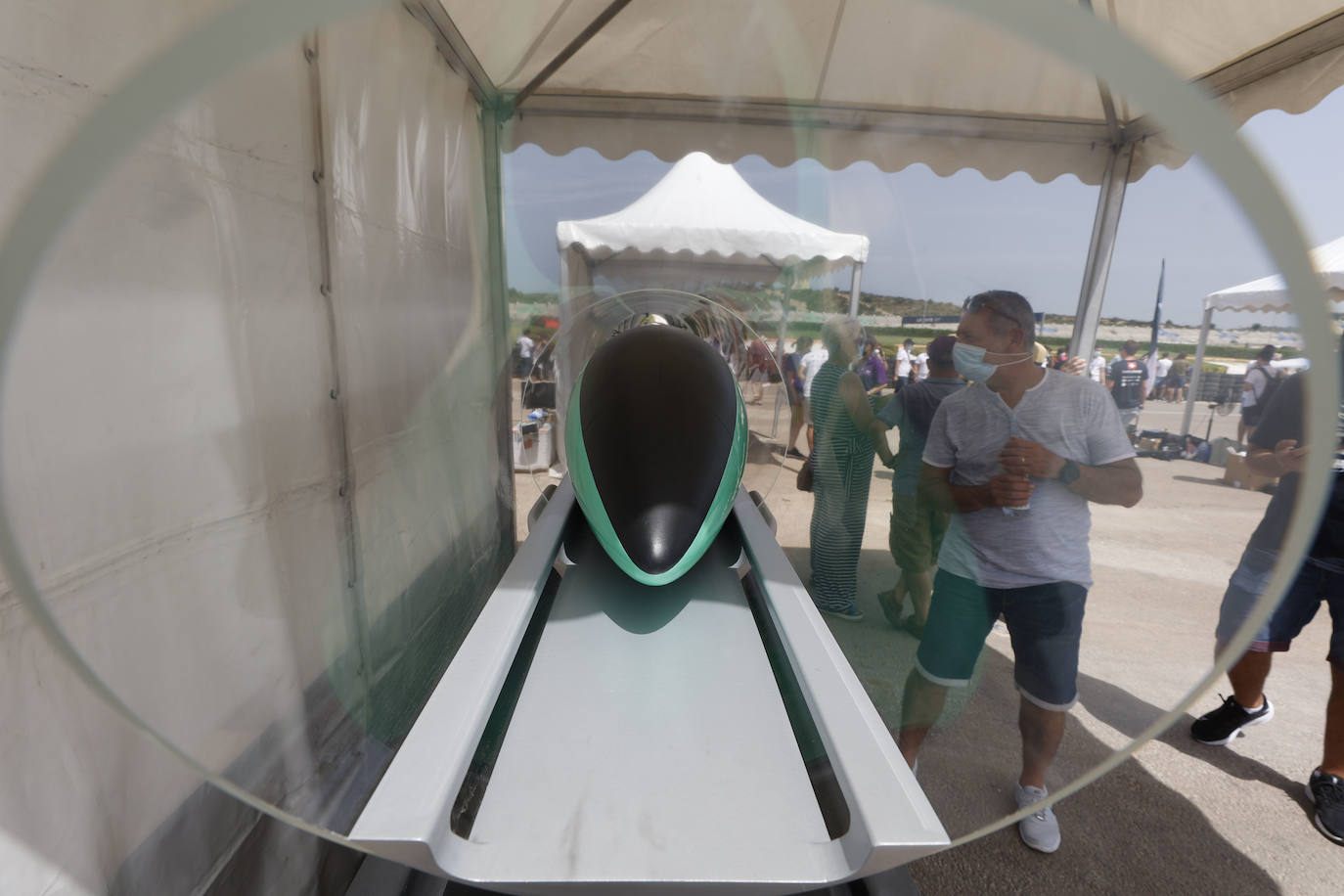 Un modelo del Hyperloop en Valencia. 