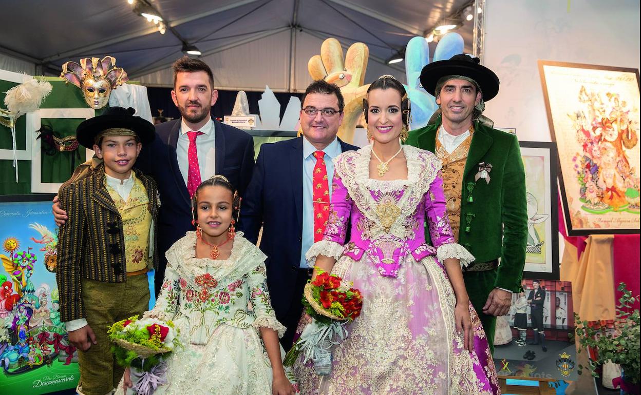 Representantes y artistas de la falla Convento Jerusalén. 