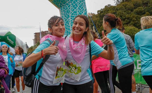 Dos participantes posan durante la última edición celebrada en 2019