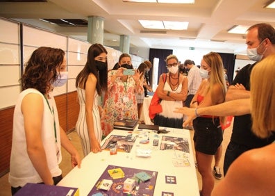 Imagen secundaria 1 - Presentación del proyecto en el que ha participado el centro Paidos de Dénia.