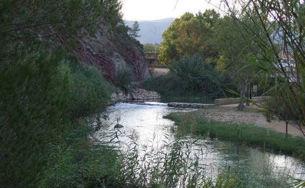 Playa fluvial de Bugarra 