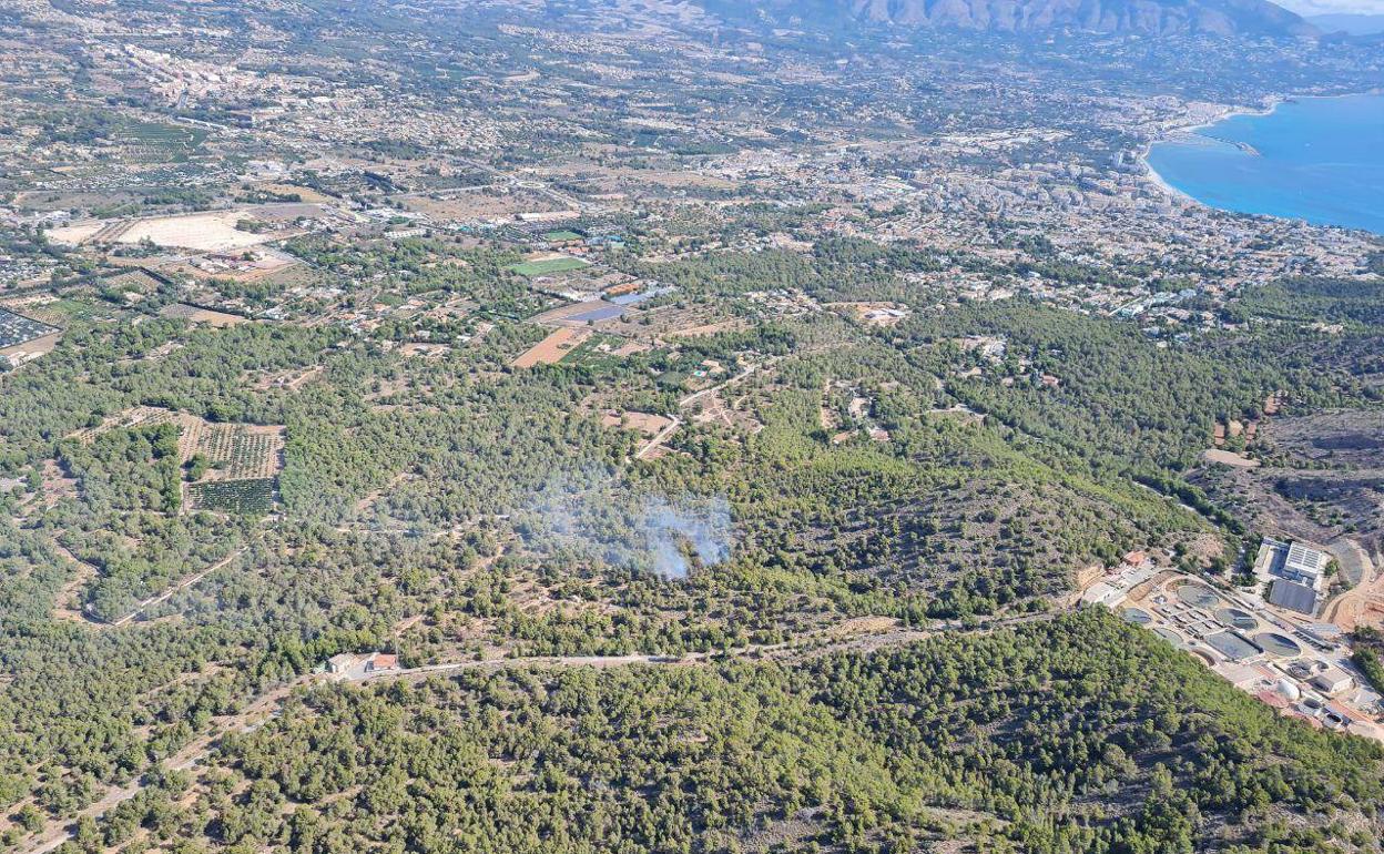 Imagen aérea de la zona del incendio.