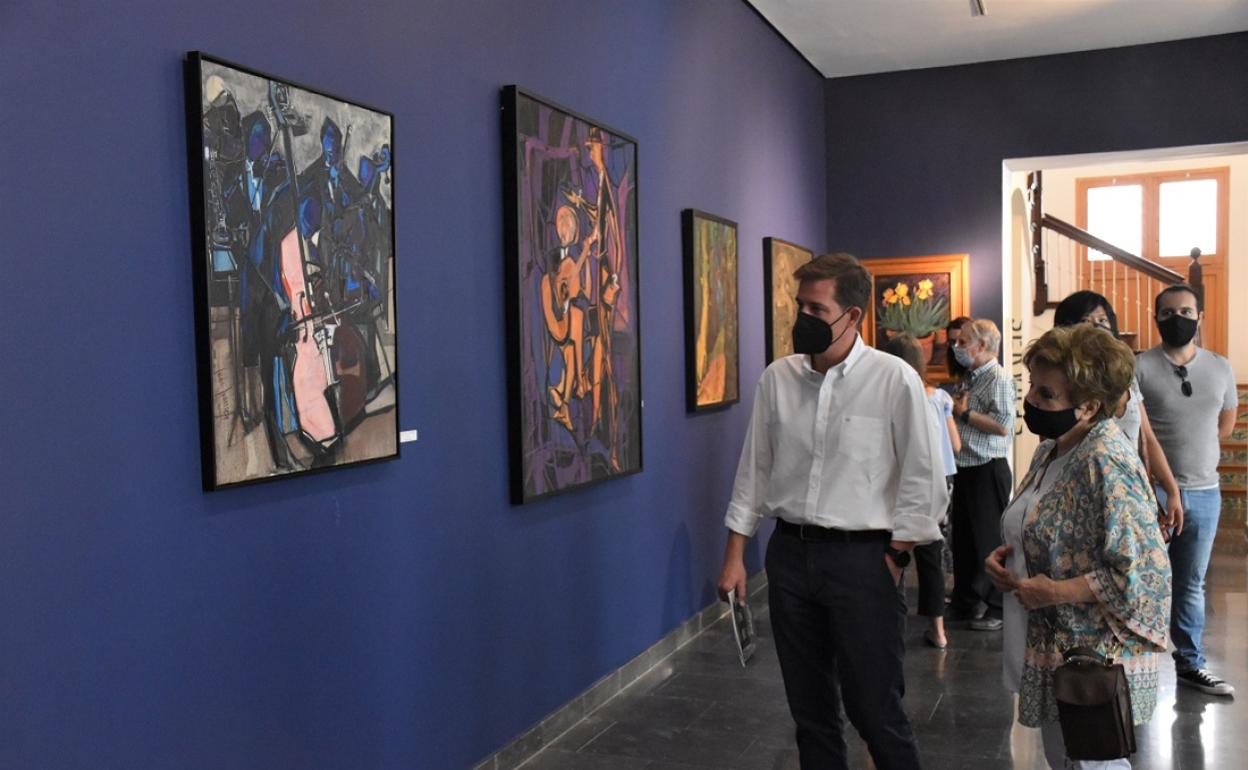 Xàtiva acoge la exposición 'La selva misteriosa del color' del pintor Juan Francés