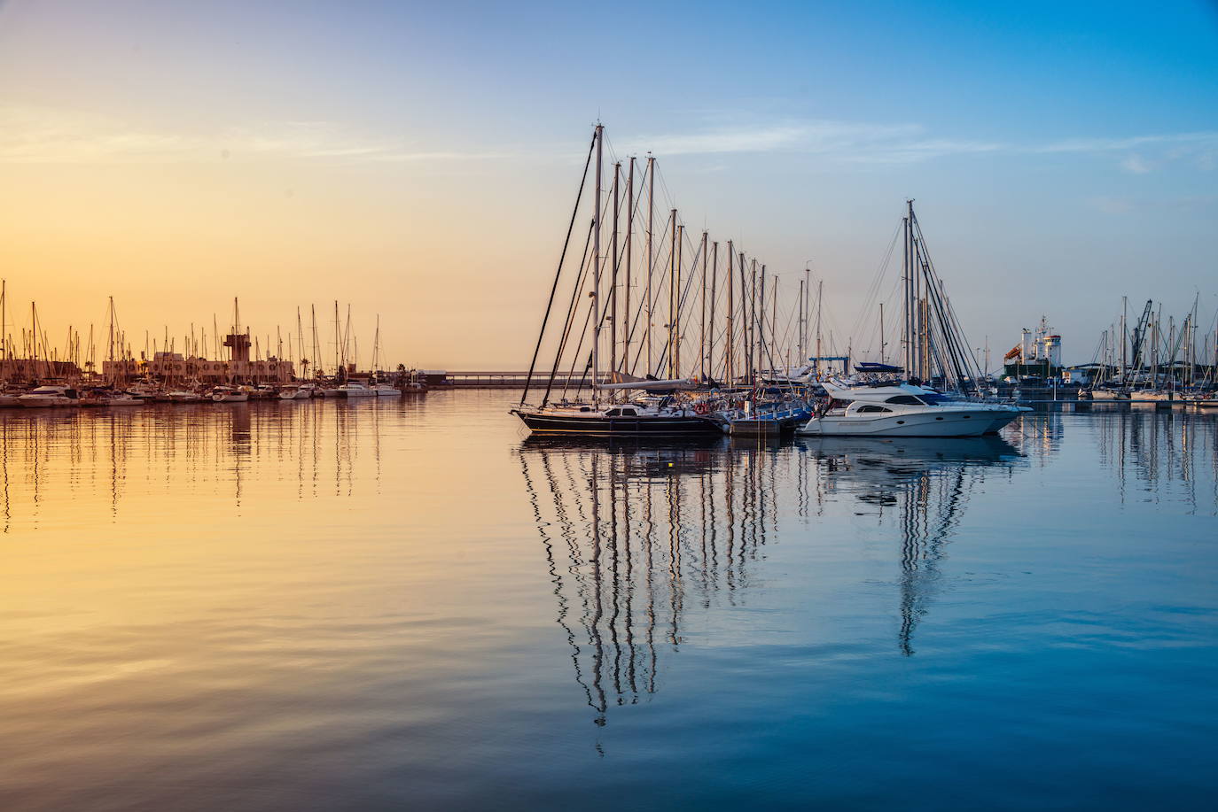 Atardecer en el Puerto de Alicante