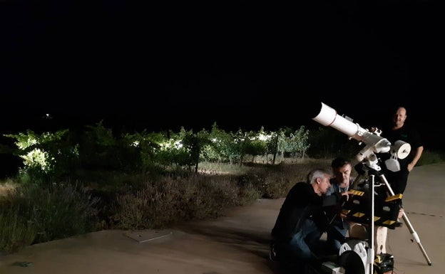 Una noche de estrellas y vino en Bodega Flors. 