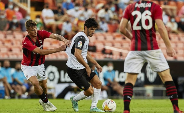 Gonçalo Guedes, durante el partido de ayer. 