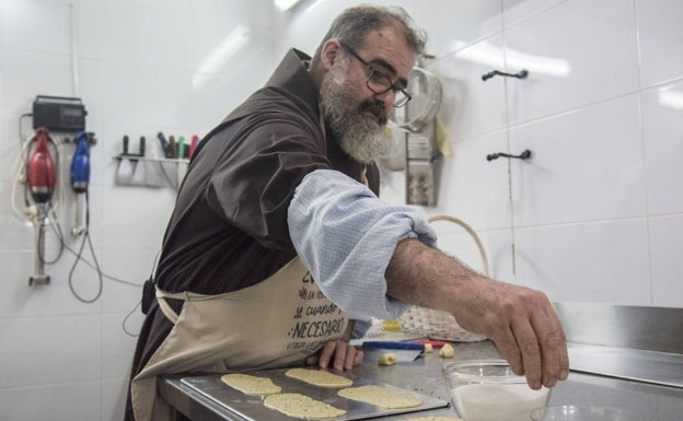 Pasta con calamares de Fray Ángel: una receta italiana con toques personales