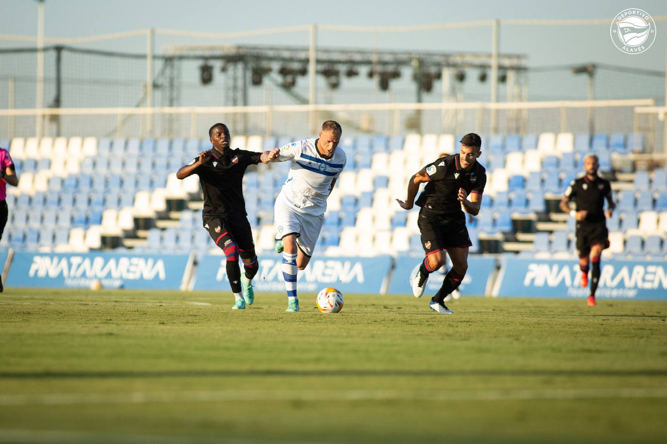 Fotos: Las mejores imágenes del Levante UD-Deportivo Alavés