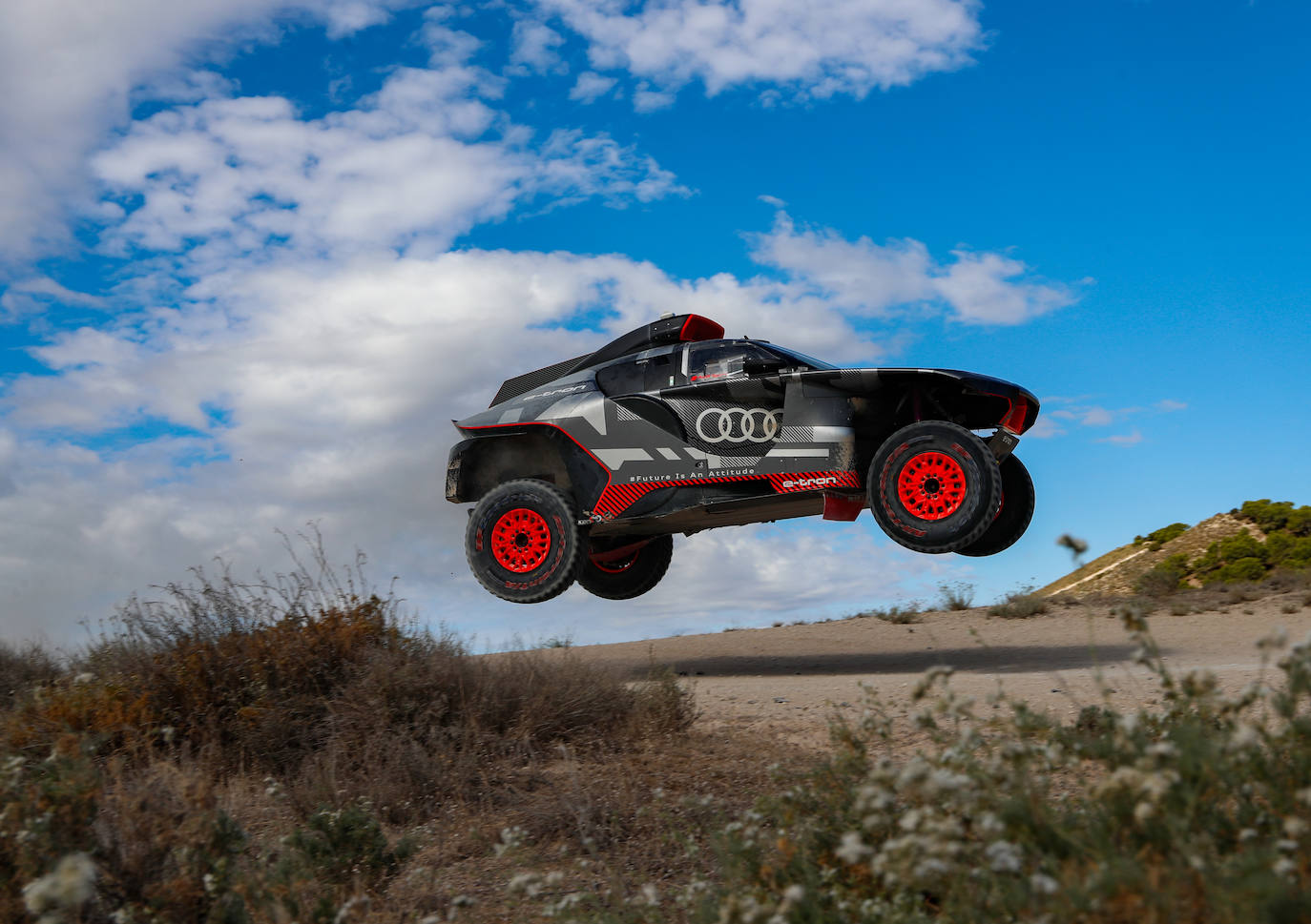 Fotos: El prototipo de Audi para el Rally Dakar completa ocho días de pruebas en España