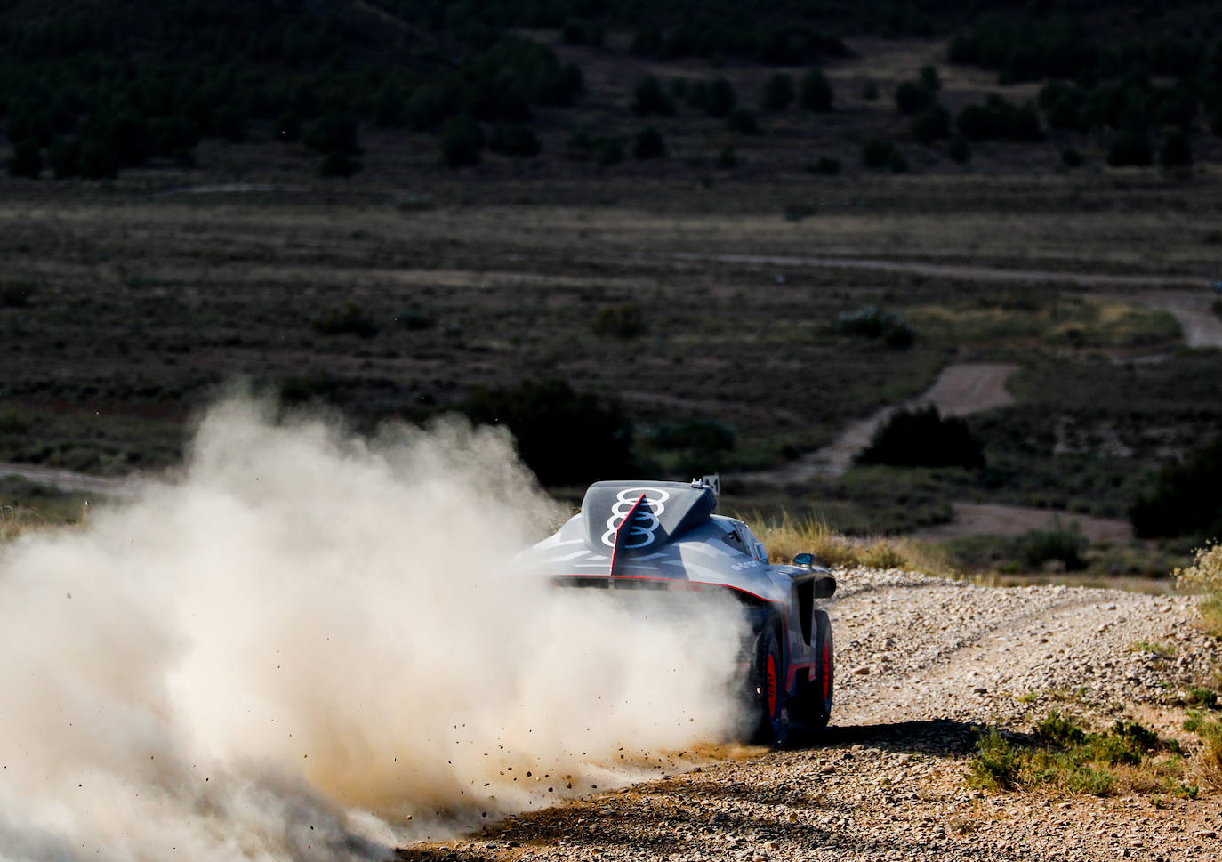 Fotos: El prototipo de Audi para el Rally Dakar completa ocho días de pruebas en España