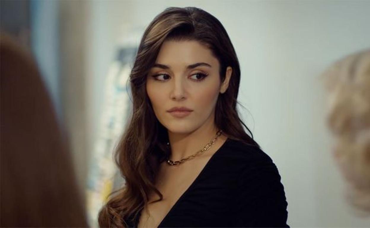 Love is in the air | Hande Erçel (Eda en 'Love is in the air') se ...