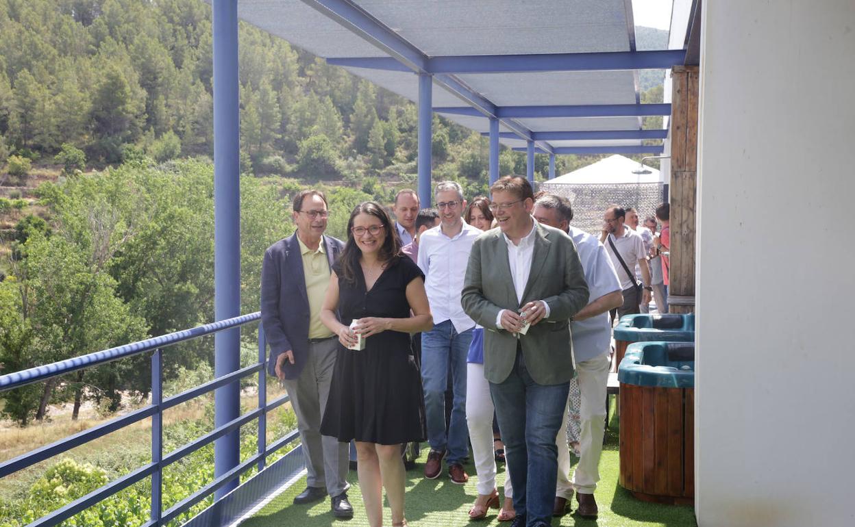 Miembros del Consell, en una reunión de uno de los seminarios de verano 