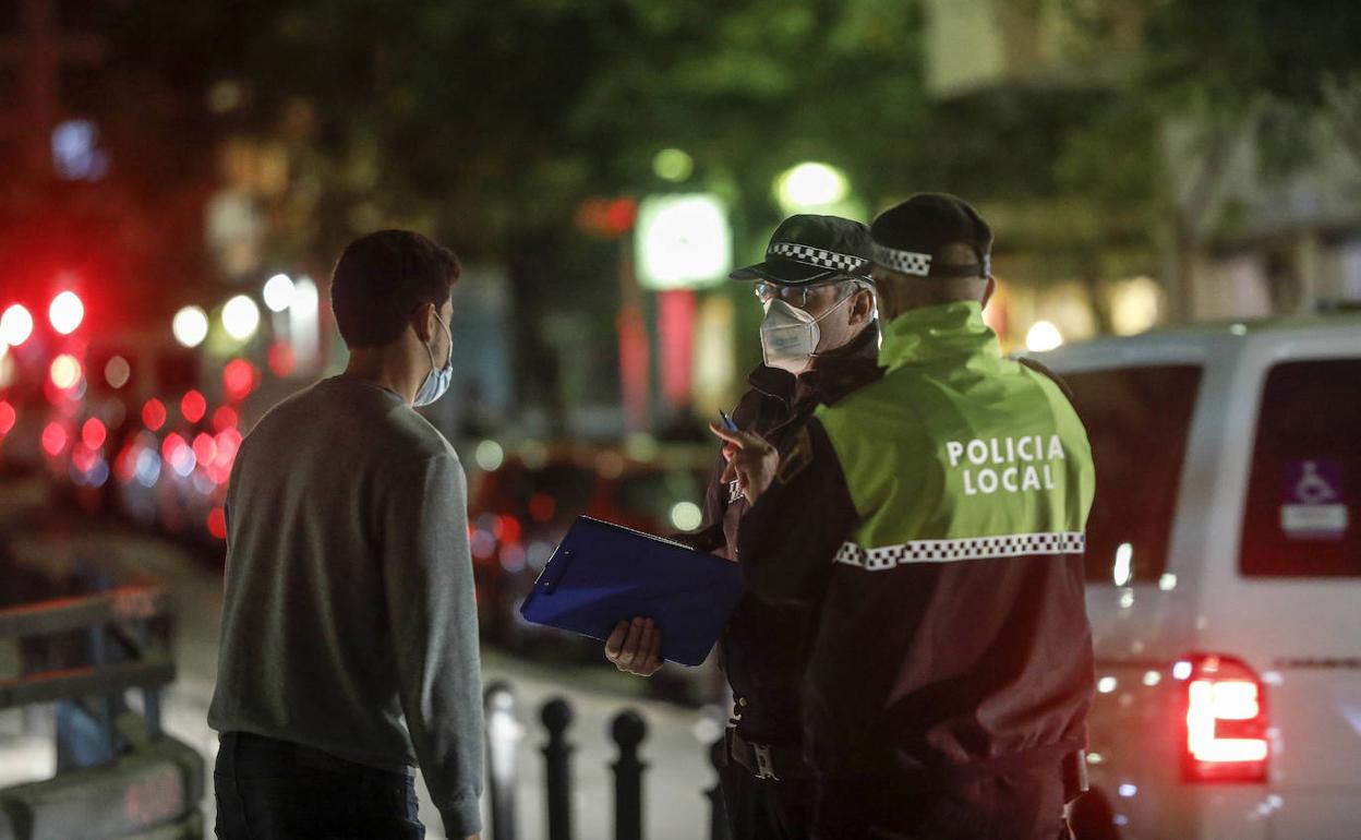 Control policial en Valencia.