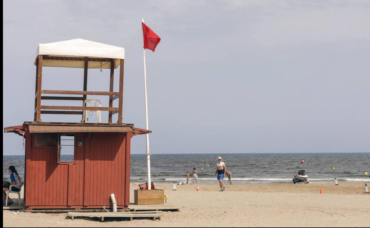 Las playas de El Puig, Pobla de Farnals y Puzol, cerradas.