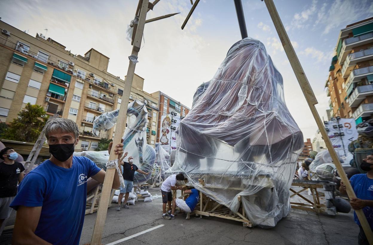 Plantà de la falla de l'Antiga de Campanar. iván arlandis