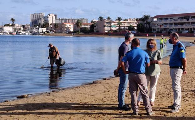 La ministra para la Transición Ecológica, Teresa Ribera, este miércoles por la mañana en Puerto Bello. 