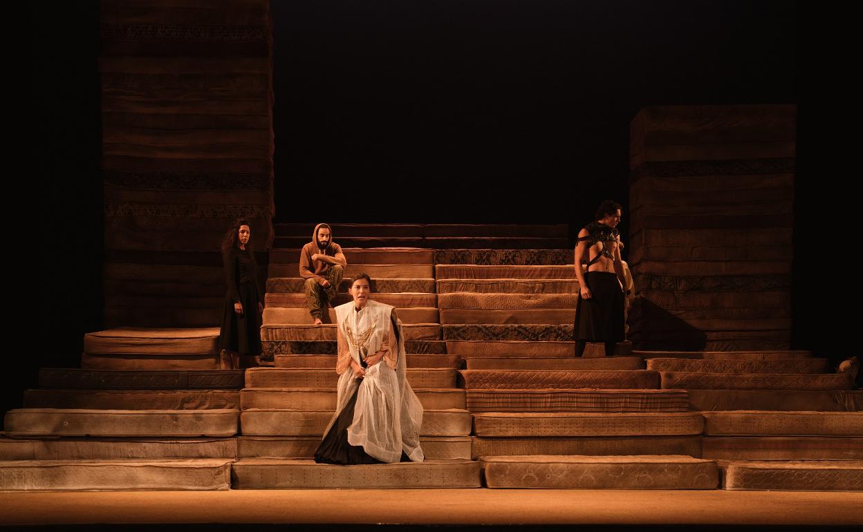 La representación de 'Clitemnestra' en el Teatro Romano de Sagunto. 