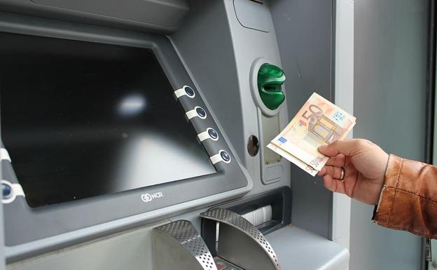 Los ingresos bancarios con dinero en efectivo que más vigila Hacienda